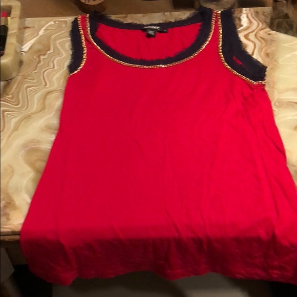 Perfect 4th of July.DKNY beautiful gold chain - Picture 3 of 4